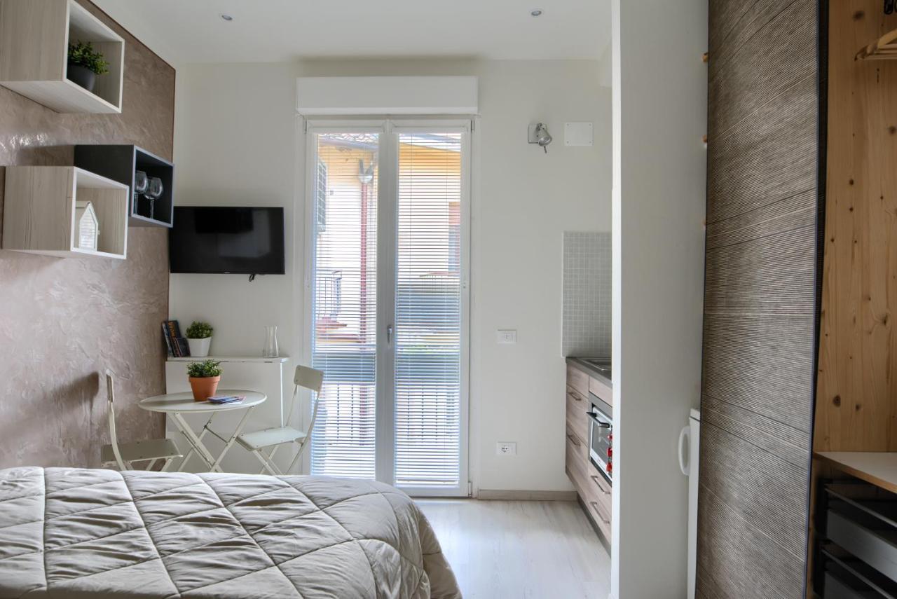 Ponte Vecchio Studio Apartment Флоренция Екстериор снимка